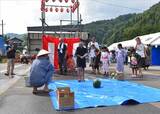 スイカ割り（さかえ夏祭り）