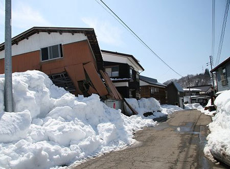 青倉集落被災の様子（平成23年3月13日）