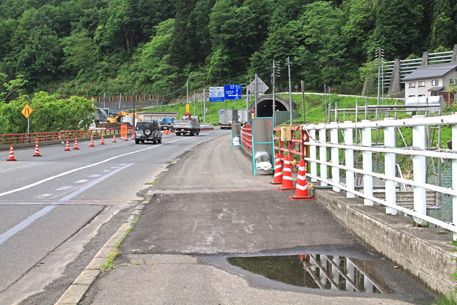 kitazawa-bridge_2012-05-30.jpg